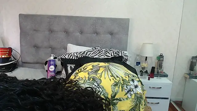 ScarlettGreen  online show from 05-04-26, 11:17