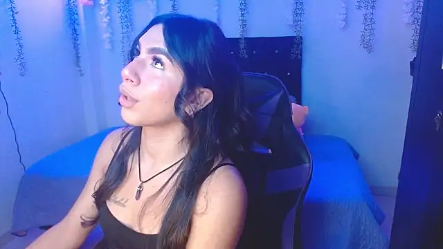 Snapshot of Lyaa_Cute chatting on 02-10-26, 05:55 Lyaa Cute online show from 02-10-26, 05:55