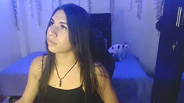 Snapshot of Lyaa_Cute chatting on 02-11-26, 03:44 Lyaa Cute online show from 02-11-26, 03:44