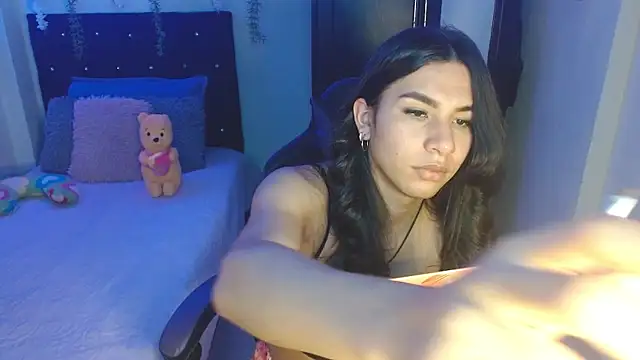 Snapshot of Lyaa_Cute chatting on 02-23-26, 02:42 Lyaa Cute online show from 02-23-26, 02:42