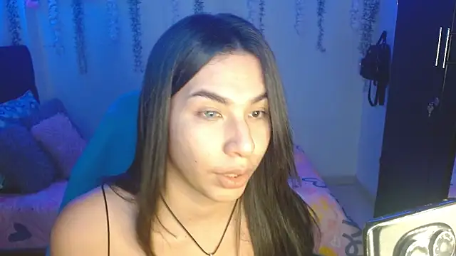 Snapshot of Lyaa_Cute chatting on 03-27-26, 03:23 Lyaa Cute online show from 03-27-26, 03:23