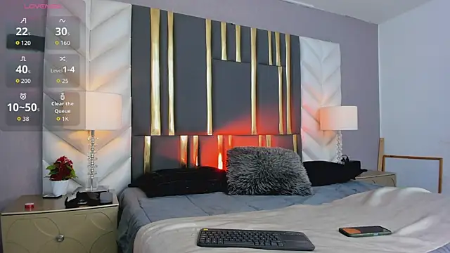 SaraJonness online show from 09-23-25, 12:52