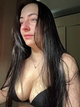 Snapshot of My_Miss chatting on 06-17-26, 10:50 My Miss online show from 06-17-26, 10:50