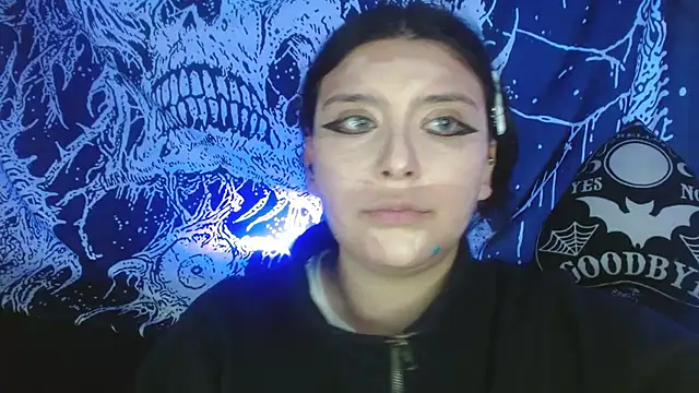 Snapshot of mikaskullcs chatting on 10-01-25, 04:40 mikaskullcs online show from 10-01-25, 04:40