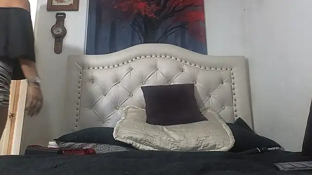 Amadamilf1980 online show from 10-04-25, 02:26