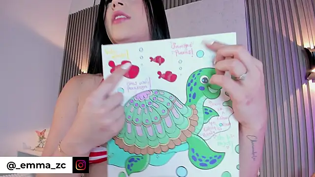 Snapshot of Emmazc_ chatting on 03-19-26, 07:40 Emmazc online show from 03-19-26, 07:40