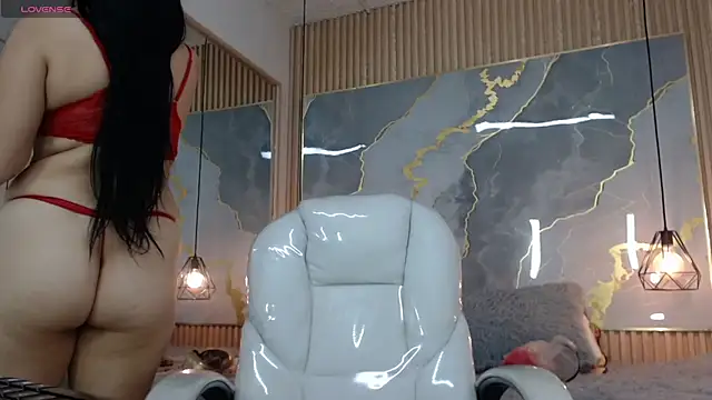 Snapshot of nei_girl chatting on 02-17-26, 11:40 nei girl online show from 02-17-26, 11:40