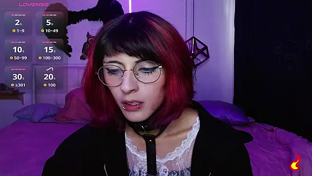 goth minerva online show from 10-09-25, 01:42