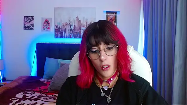 goth minerva online show from 11-30-25, 01:26