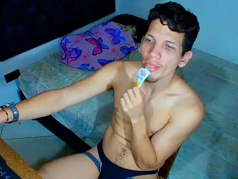 Snapshot of kevinkewman chatting on 08-02-26, 10:46 kevinkewman online show from 08-02-26, 10:46