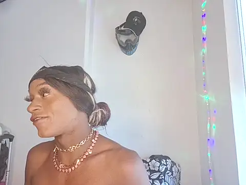 ItsBarbieBitcxxxx69 online show from 03-15-26, 06:14