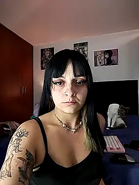 KARINNA  RAVEN online show from 09-18-25, 10:01