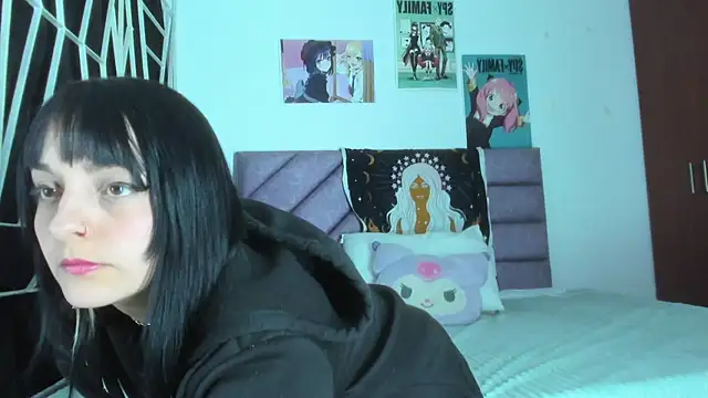 KARINNA  RAVEN online show from 11-12-25, 01:39