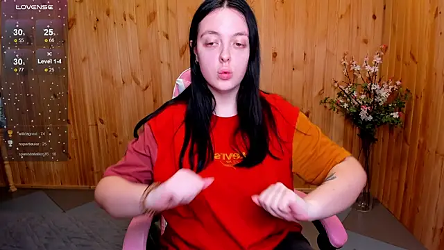 Soffia XO online show from 03-18-25, 10:37