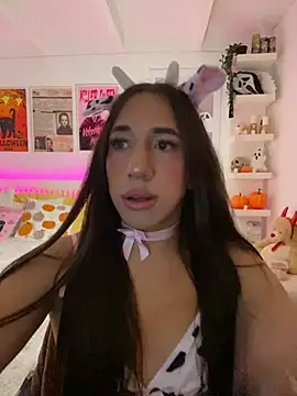 Tiana Paez1 online show from 10-18-25, 04:59