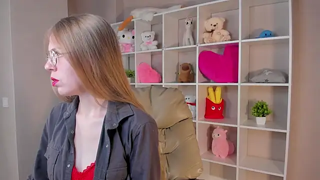 Joann Shermann online show from 09-11-25, 12:44