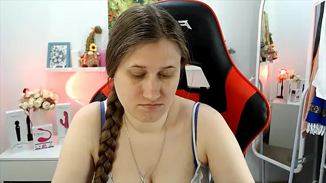 Lucky Lana online show from 05-11-26, 02:28