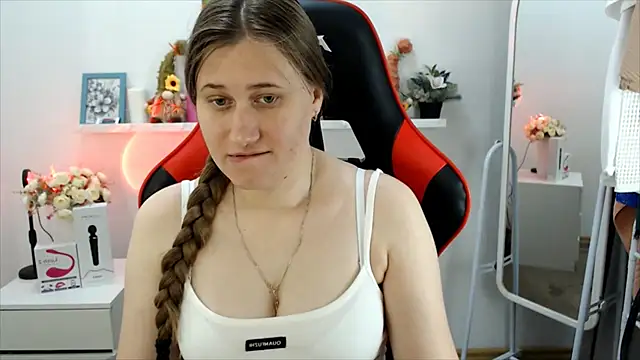 Lucky Lana online show from 06-16-26, 02:36