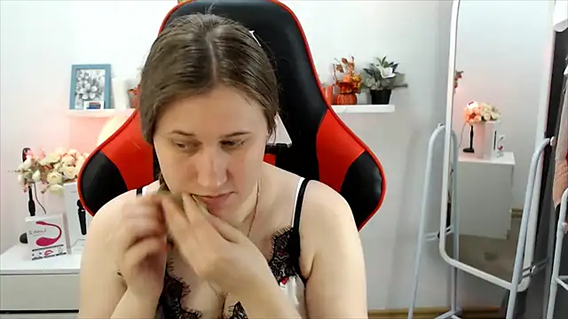 Lucky Lana online show from 06-23-26, 02:53