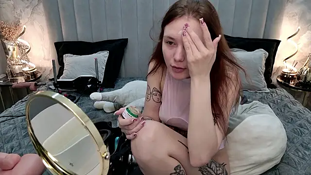 CarolineTenders online show from 02-05-26, 01:32