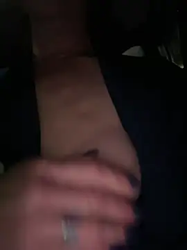 Lilbeezie81 online show from 02-02-26, 03:27