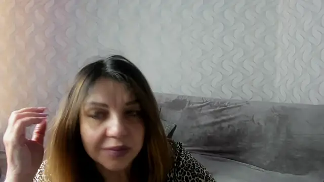 Snapshot of Nika_Light chatting on 03-22-25, 11:53 Nika Light online show from 03-22-25, 11:53