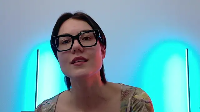 Maria Fitch online show from 03-19-25, 04:34
