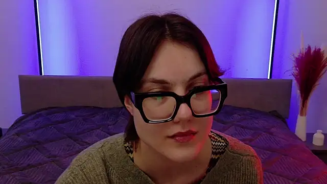 Maria Fitch online show from 03-20-25, 03:47