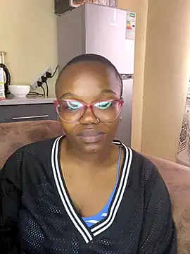 YummyMelanin117 online show from 11-06-25, 09:10