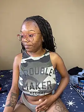 Snapshot of YummyMelanin117 chatting on 03-16-26, 11:47 YummyMelanin117 online show from 03-16-26, 11:47