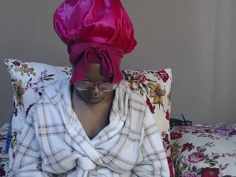 Snapshot of YummyMelanin117 chatting on 03-19-26, 12:09 YummyMelanin117 online show from 03-19-26, 12:09