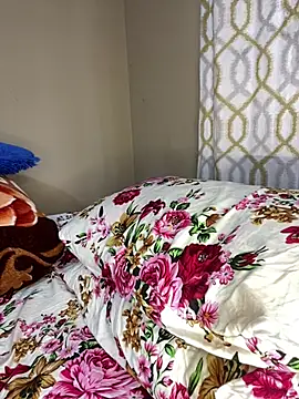 Snapshot of YummyMelanin117 chatting on 03-25-26, 01:39 YummyMelanin117 online show from 03-25-26, 01:39