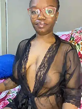 Snapshot of YummyMelanin117 chatting on 03-26-26, 01:38 YummyMelanin117 online show from 03-26-26, 01:38