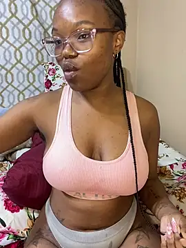 YummyMelanin117 online show from 06-22-26, 03:25