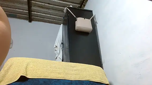 Allyson Mature online show from 03-15-26, 04:40