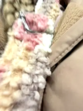 Snapshot of bambi_lu chatting on 12-17-25, 05:41 bambi lu online show from 12-17-25, 05:41