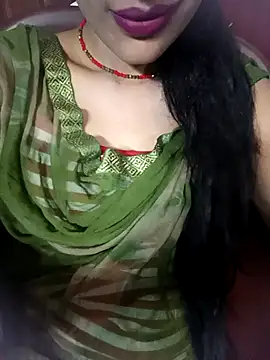 Snapshot of Eshwari_Chopra chatting on 09-09-25, 04:28 Eshwari Chopra online show from 09-09-25, 04:28