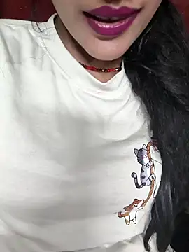 Snapshot of Eshwari_Chopra chatting on 09-15-25, 05:35 Eshwari Chopra online show from 09-15-25, 05:35