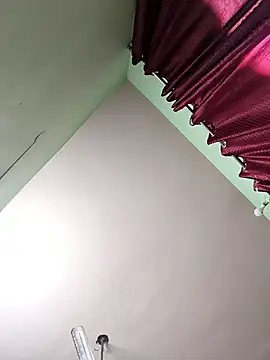 Snapshot of Eshwari_Chopra chatting on 09-19-25, 04:25 Eshwari Chopra online show from 09-19-25, 04:25