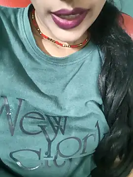 Snapshot of Eshwari_Chopra chatting on 10-07-25, 07:27 Eshwari Chopra online show from 10-07-25, 07:27