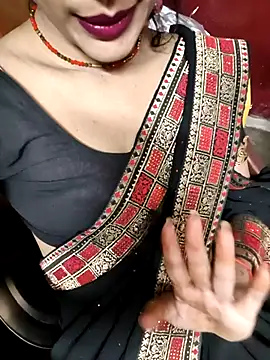 Snapshot of Eshwari_Chopra chatting on 10-16-25, 04:13 Eshwari Chopra online show from 10-16-25, 04:13