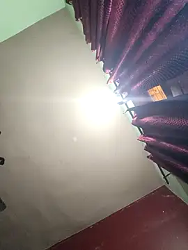 Snapshot of Eshwari_Chopra chatting on 02-10-26, 04:49 Eshwari Chopra online show from 02-10-26, 04:49