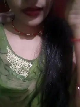 Snapshot of Eshwari_Chopra chatting on 02-17-26, 05:15 Eshwari Chopra online show from 02-17-26, 05:15