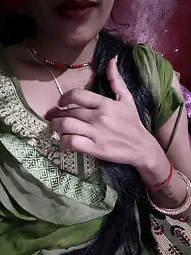 Snapshot of Eshwari_Chopra chatting on 03-07-26, 02:52 Eshwari Chopra online show from 03-07-26, 02:52