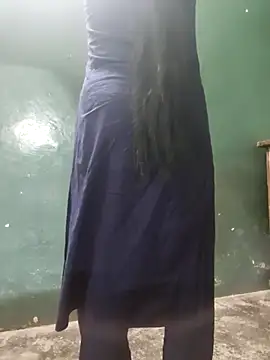 Snapshot of Eshwari_Chopra chatting on 03-13-26, 05:19 Eshwari Chopra online show from 03-13-26, 05:19