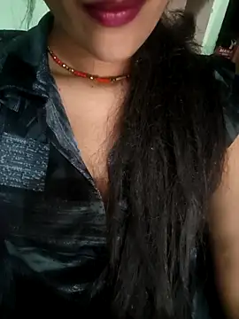 Snapshot of Eshwari_Chopra chatting on 04-27-26, 06:33 Eshwari Chopra online show from 04-27-26, 06:33