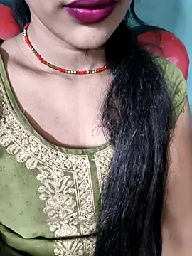 Snapshot of Eshwari_Chopra chatting on 05-02-26, 05:18 Eshwari Chopra online show from 05-02-26, 05:18