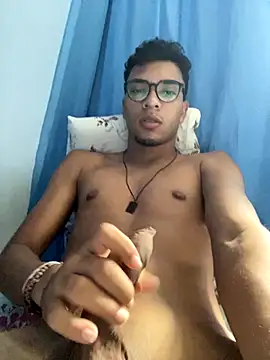 Snapshot of hiaguexxx chatting on 11-13-25, 01:10 hiaguexxx online show from 11-13-25, 01:10