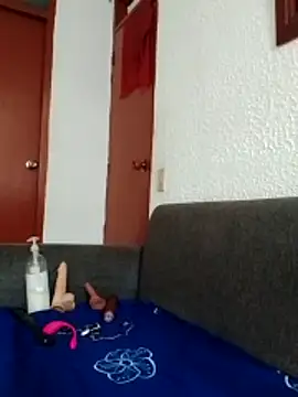 Snapshot of dulcewitch chatting on 11-21-25, 02:05 dulcewitch online show from 11-21-25, 02:05