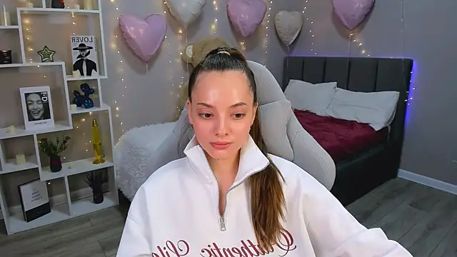 MelanieAlves online show from 02-25-26, 07:01